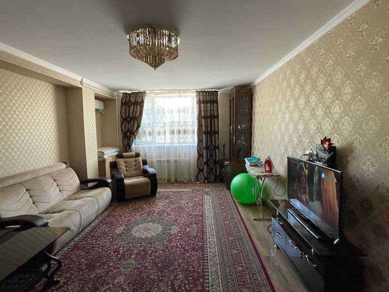 •Район: Чиланзарский<br />
•Адрес: Чиланзар 11 кв<br />
•Оре