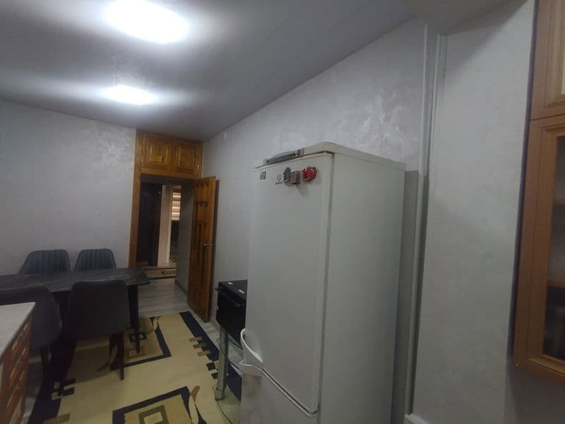 Сдаю квартиру в центре города 3 комнатную чистую после косме — фото 4