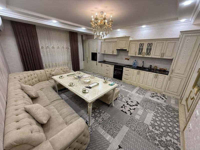 Аренда 5-комнатная квартира,<br />
<br />
Описание:<br />
Сд