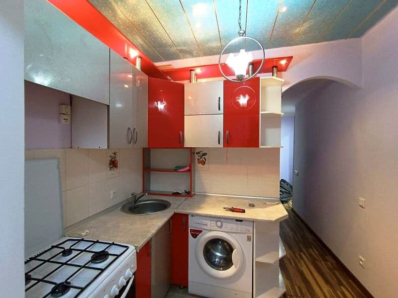 Сдаётся в аренду 2/4/4 <br />
Кафе Рукола, кирпич балкон 2х6 — фото 3