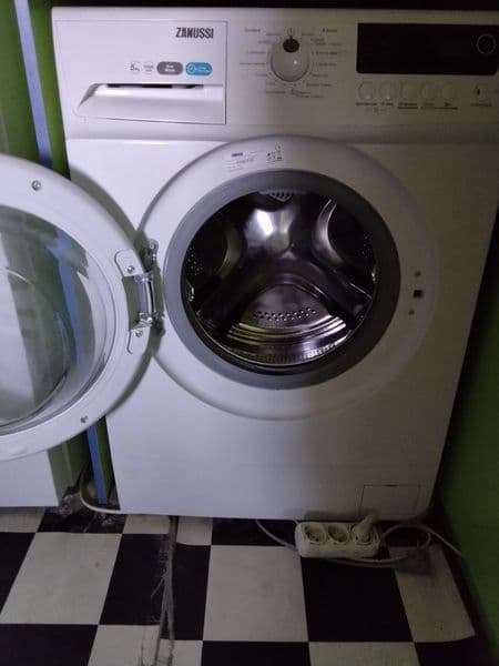 Сдается комната,в шаговой доступности метро,чисто,уютно,стир — фото 5