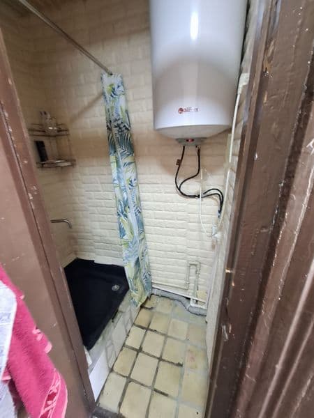 Mirobot tuman Sarakul mahallada 1xona 2xona qilingan galarey — фото 3