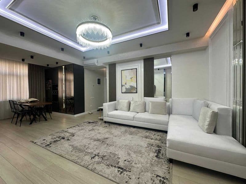 Жилой комплекс:  Akay City<br />
Комнат: 3<br />
Этаж:  3<br