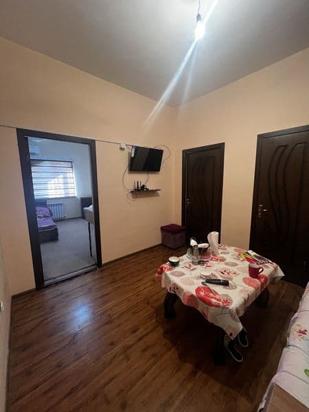 #Яшнабод тумани иззат кочасида <br />
1/8/8. 42м2. Гиштли до — фото 3