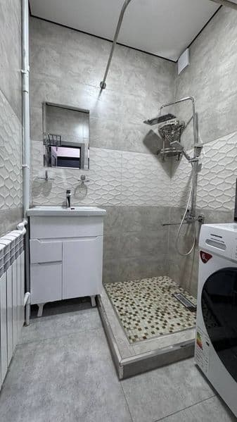 Yakkasaroy tumanida, Oybek metrosi yonida 2 xonali shinam va — фото 4