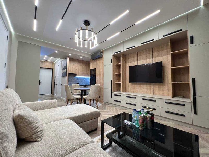 СРОЧНО СДАЕТСЯ !!!<br />
<br />
Район: Яккасарайский <br />
