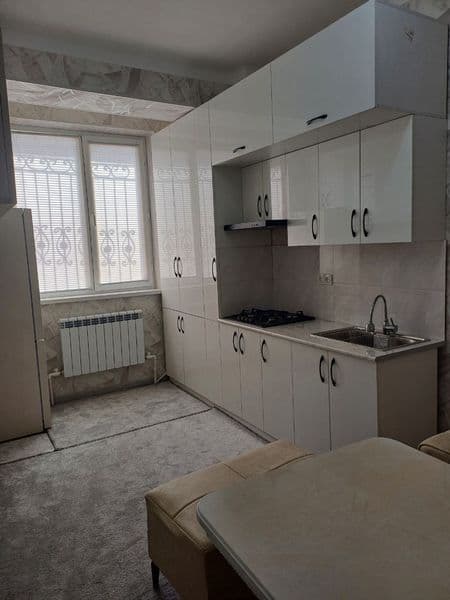 Chilonzor Novza metro yaqinida joylashgan 2 xonali uy ijarag — фото 3