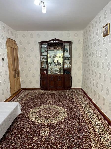 Сдам Яшнабадском районе Тузель 2 массиве 2 комнаты переделан