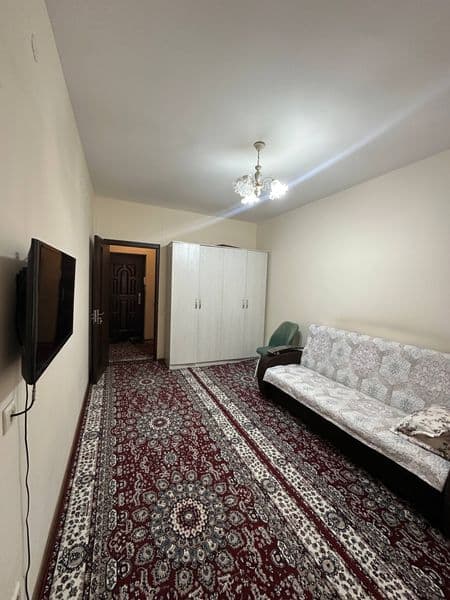 Choshtepa 3 etaj 1 hona 350$ oilaga hamma<br />
Narsa bor kr