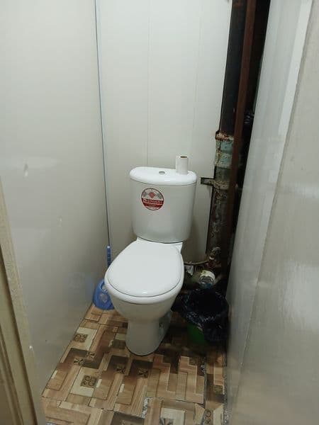 9 qavatli bino 8-qavati. 2 xonali kvartira. <br />
Muzlatkic — фото 3