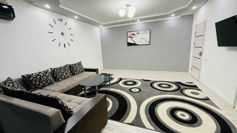 Цена снижена 600. Сдается своя квартира на Метро Тинчлик. Ав