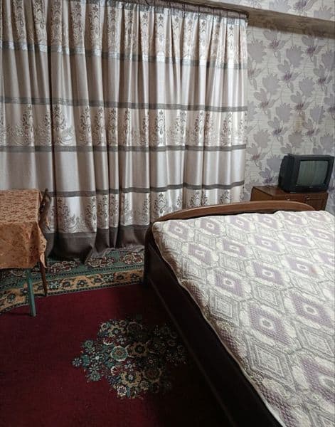 Срочно сдается квартира около метро тузель . Метро через дор — фото 2