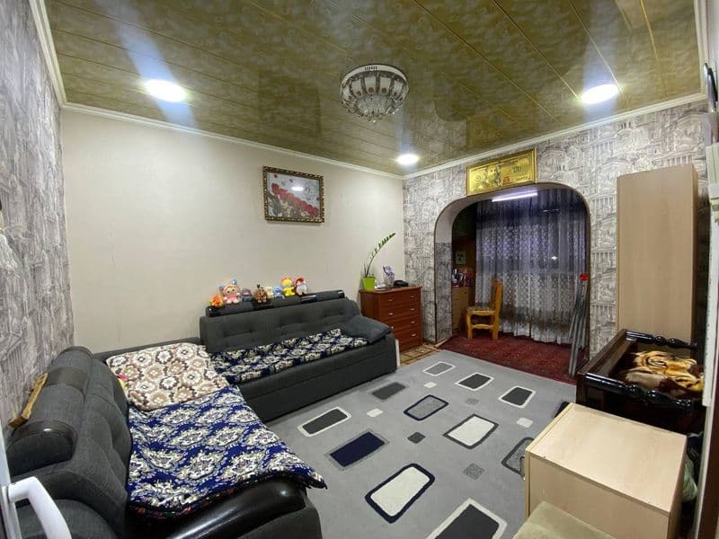 Срочно Сдаётся 1 комнатная квартира. Переделланная на 2 х ко