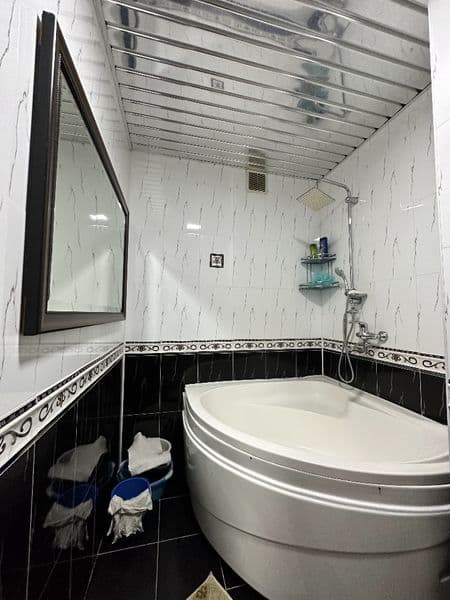 Айбек метро ёнида 3 хонали квартира арендага берамиз хамма к — фото 4