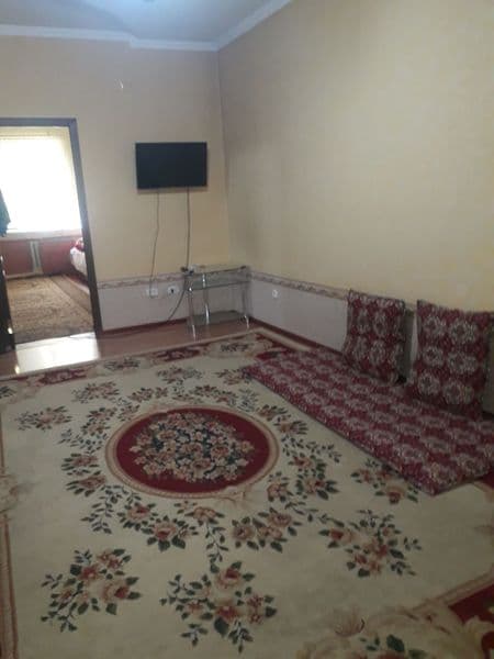 Метро чиланзар 16 квартал 2/1/4 56м2 сдаю квартиру! Всем мож