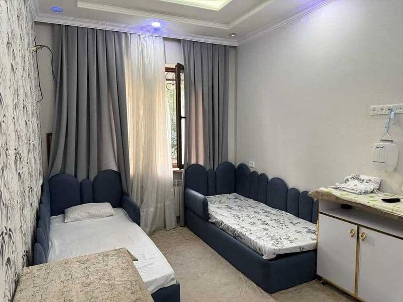 Район: Шайхантахурский<br />
Адрес: Лабзар<br />
Ориентир: П