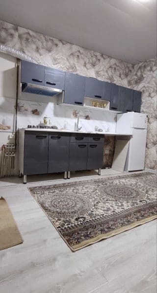 Дом расположен в зелёном и спокойном районе города — Мирзо-У