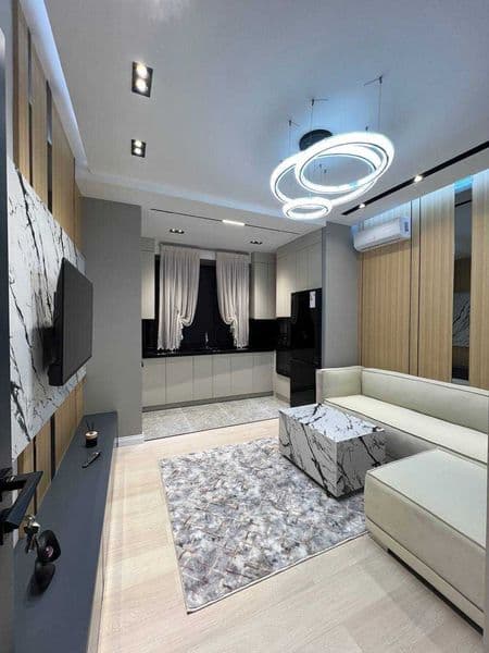 Мирабадский район<br />
ЦУМ/Космонавты<br />
<br />
Авторски — фото 2