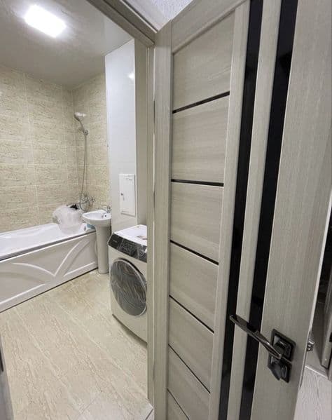 Arendaga beriladi oyme metroda oilaga akuratni turadgan odam — фото 2