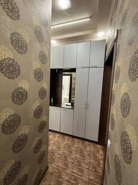 Chorsuda 1 xonali uy ijaraga beriladi.Hamma sharoitga ega qu — фото 3