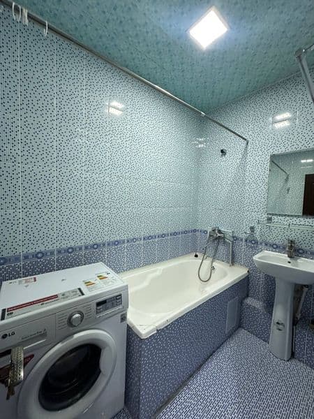 Сдаётся чистая и уютная комната рядом с метро Новза. Рядом м — фото 3