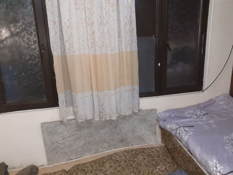 кора камиш 1/2 1 хона аренда <br />
оилага 300$<br />
йенги 