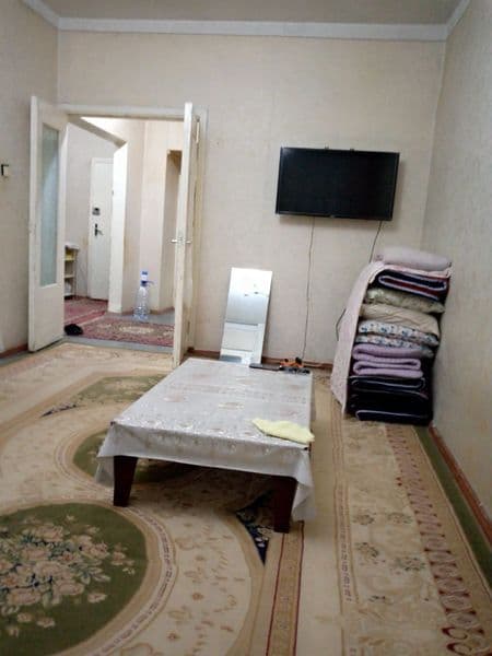 Assalomu aleykum 1 xonali kvartira arendaga beriladi 1 etaj 