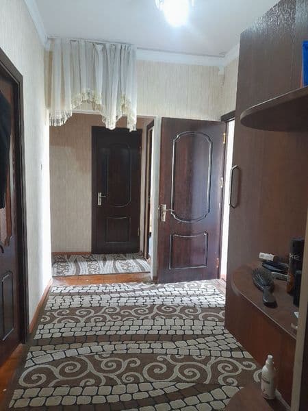 Sergeli 1 kvartal 4 xonali kvartiraga 2-3 ta akkuratni bola  — фото 2