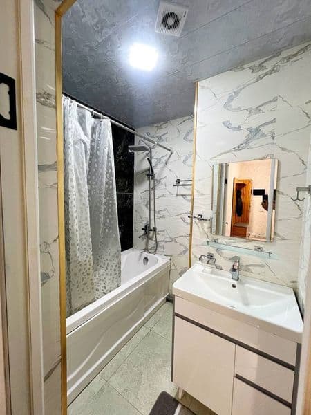 270$<br />
2xonali, 2/3 balkonli <br />
Orentir Kadesheva bo — фото 4