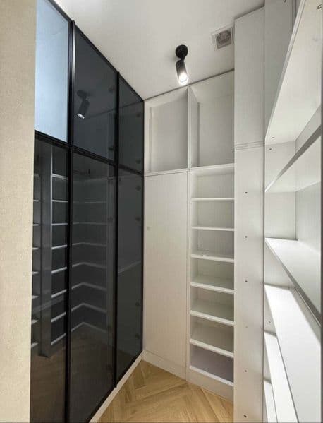 Уникальное предложение аренды в самом центре города <br />
< — фото 4