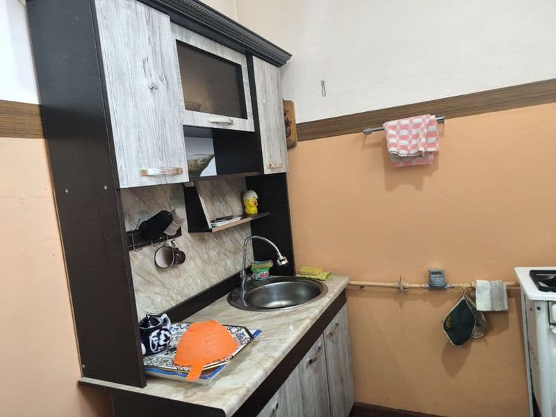 Квартира средняя,с необходимой обстановкой, сдаётся русского — фото 4