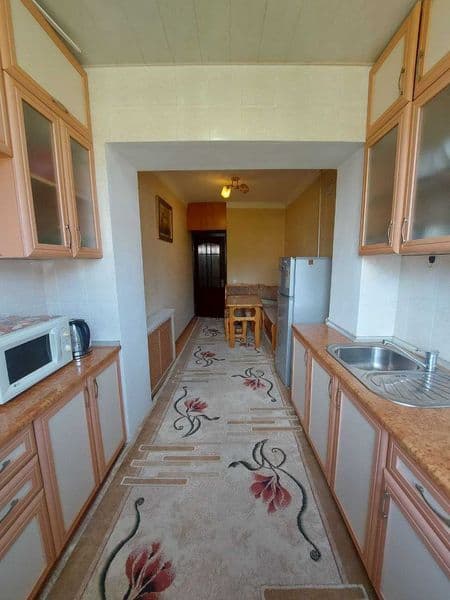 Аренда 3х комнатной квартиры . ориентир метро Шахристан 2 ми