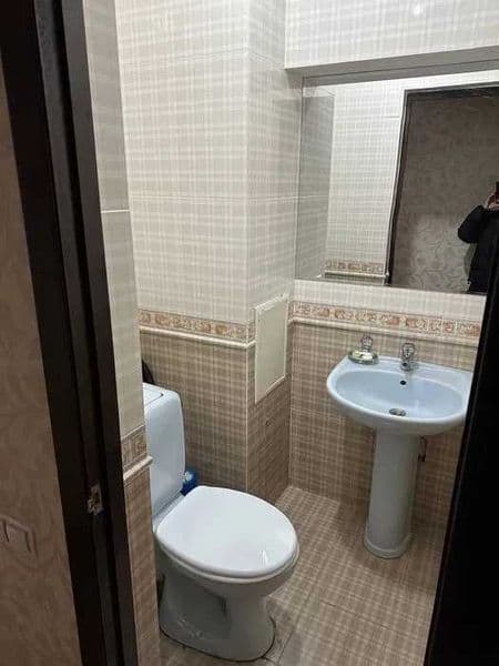 Сдаётся 5 комнатная квартира на Ц-1, ориентир кафе Бибигон.  — фото 3