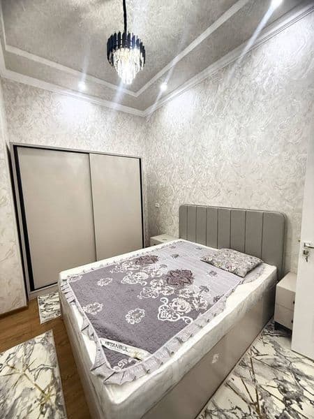 Яшнабадский район, рядом со станцией метро «Дустлик». 2-комн