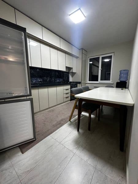 Срочно здайотса квартира <br />
Яшнабатиски район махтумку < — фото 5