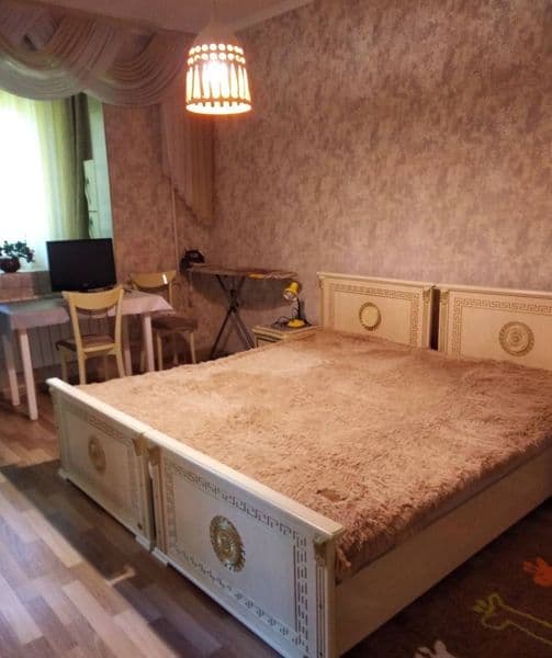 Аренда квартиры 1/4/5 Максим горький<br />
Улица художников.