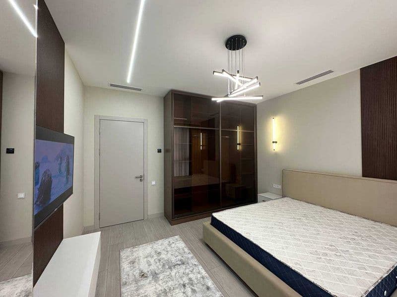 Уникальное предложение аренды в самом центре города<br />
<b — фото 3