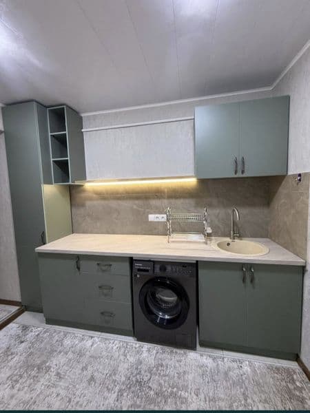 Сдам 1 комнатную квартиру жилая плрщадь 28м² дом кирпичный, 