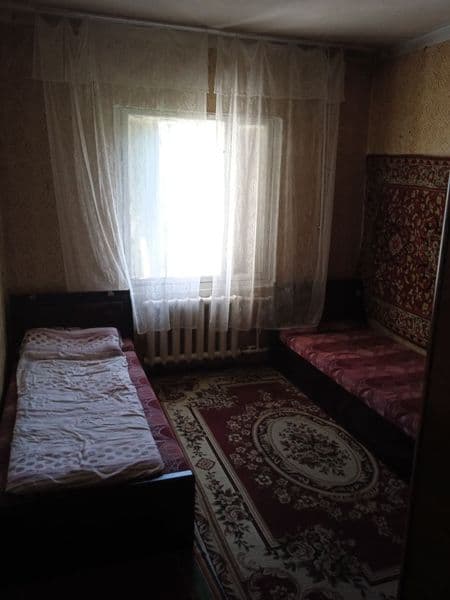 Задаётся своя квартира,двух комнатная,на втором этаже четырё — фото 4