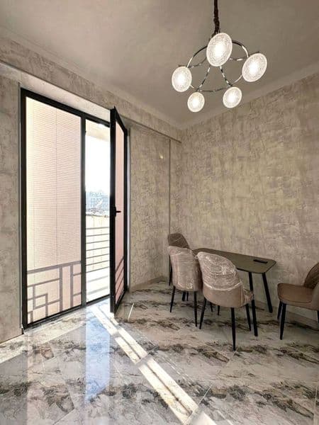 Сдаётся шикарная 2-комнатная квартира в Новостройка<br />
<b — фото 3