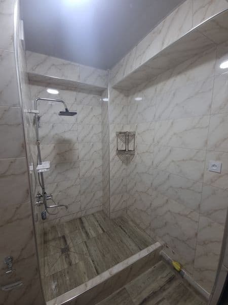 1 xonali uy ijaraga beriladi. Rohat krugdan 500 metrcha ichk — фото 3