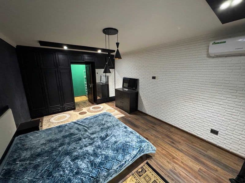 Сдается квартира на Северном вокзале Мирабадский район удобн