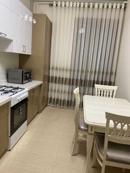 Сдаётся шикарная 1-комнатная квартира в Новостройка<br />
<b — фото 3