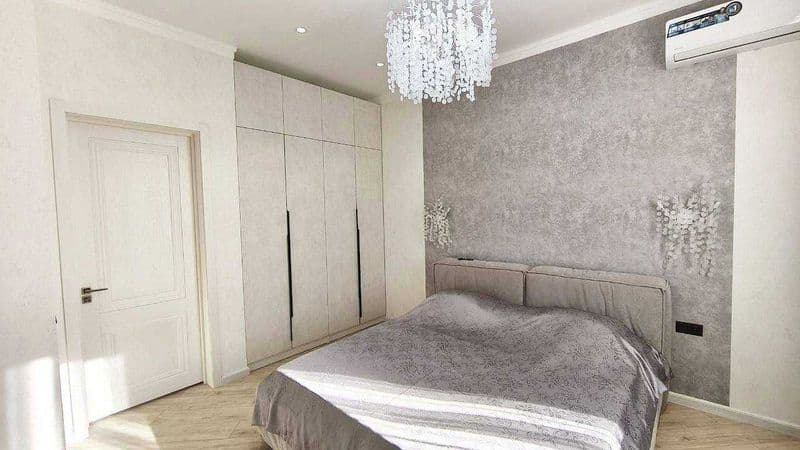 • Район: Яшнабад<br />
• Адрес: ЖК "Poytaxt"<br />
• Ориенти