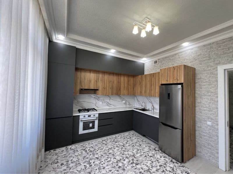 Максим горкий<br />
Б И Й , Буз Базар<br />
2/6/10<br />
Пло — фото 4