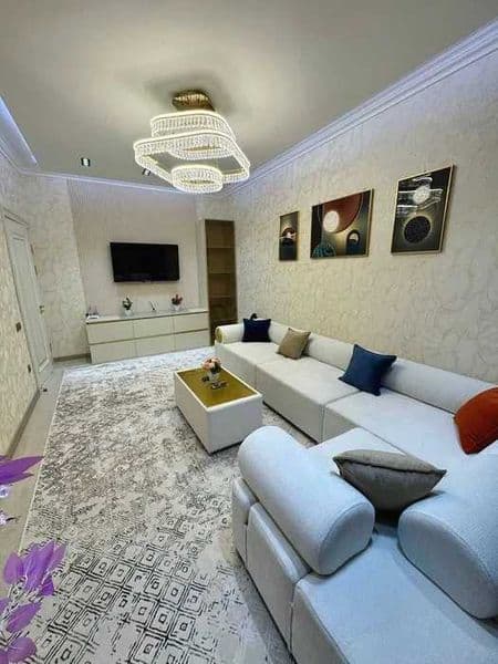 Tavsif<br />
Район: Чиланзарский<br />
Адрес: Фархадский рын — фото 2