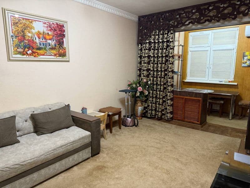 Сдам квартиру однушку переделанную в 2х в аренду на 6 месяце