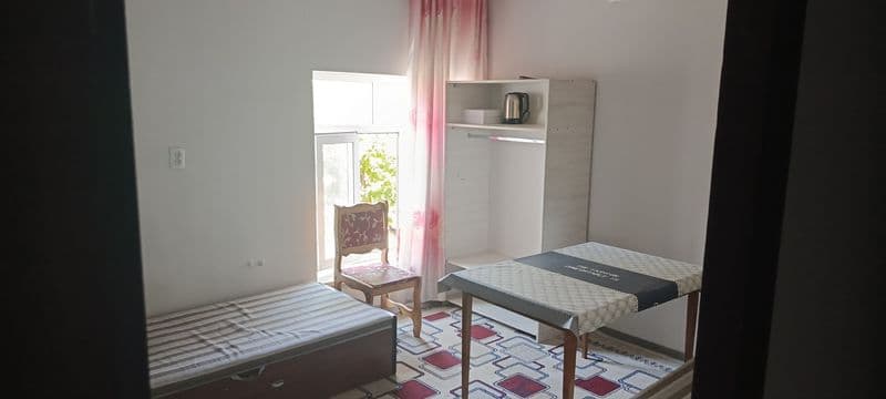 3 холани уйни Бир хонаси ижарага берилади тозза Озода турувч