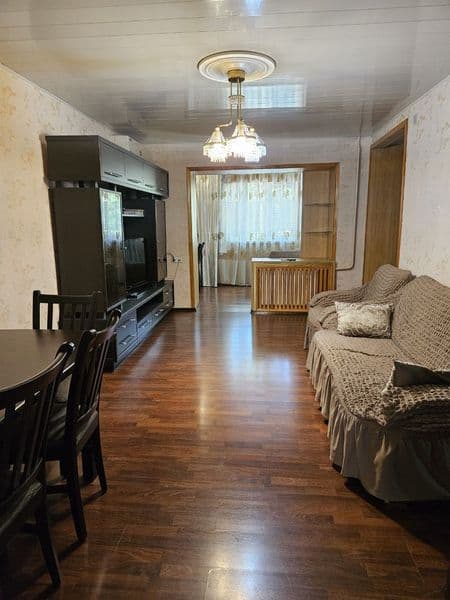 Просторная 2ух комнатная квартира. Чистая с хорошим ремонтом