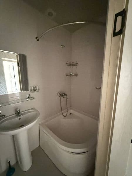 Mirobod tumani <br />
Massiv qoyliq 1<br />
Matonat metro be